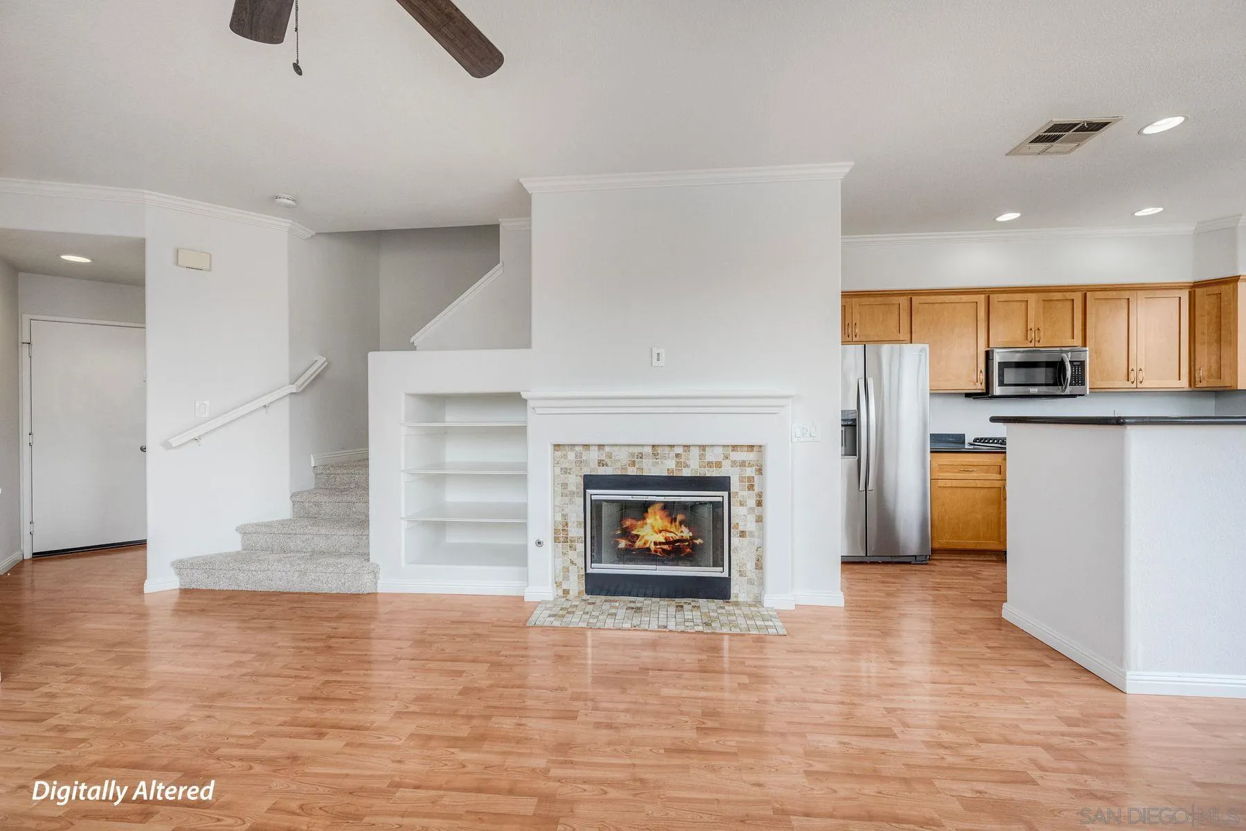 Photo #7: 260017976 Listing: Photo #7