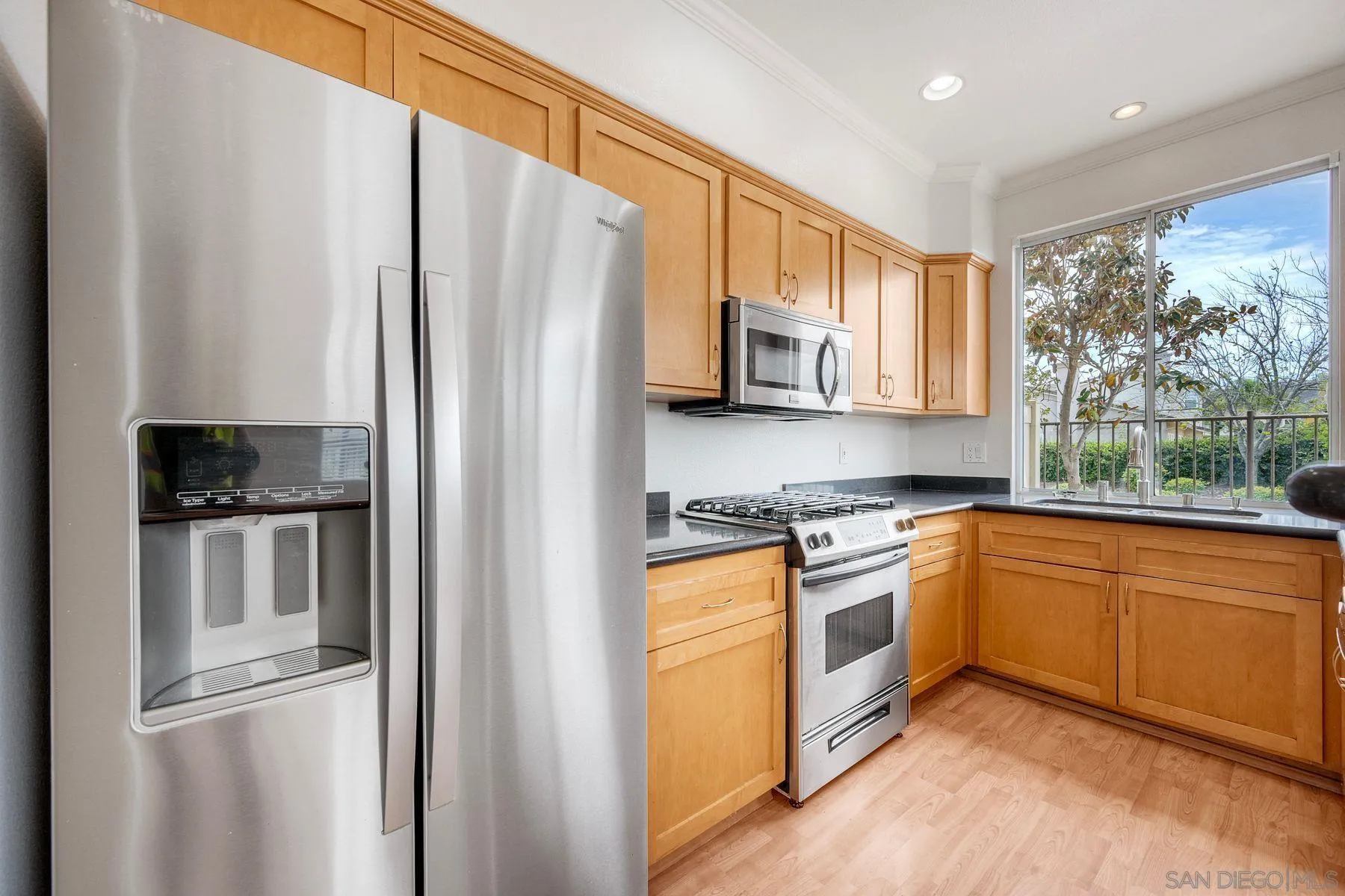 Photo #9: 260017976 Listing: Photo #9