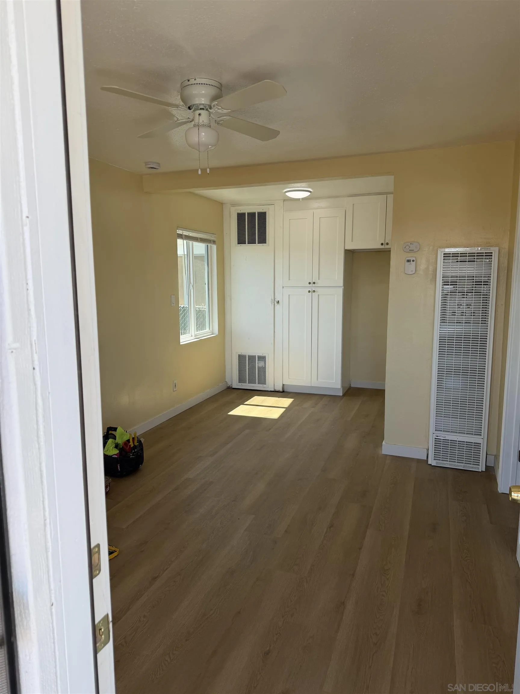 https://cdn.realtyfeed.com/cdn/127/260017977/4512863d789f72ceb58b397058ab045b.webp