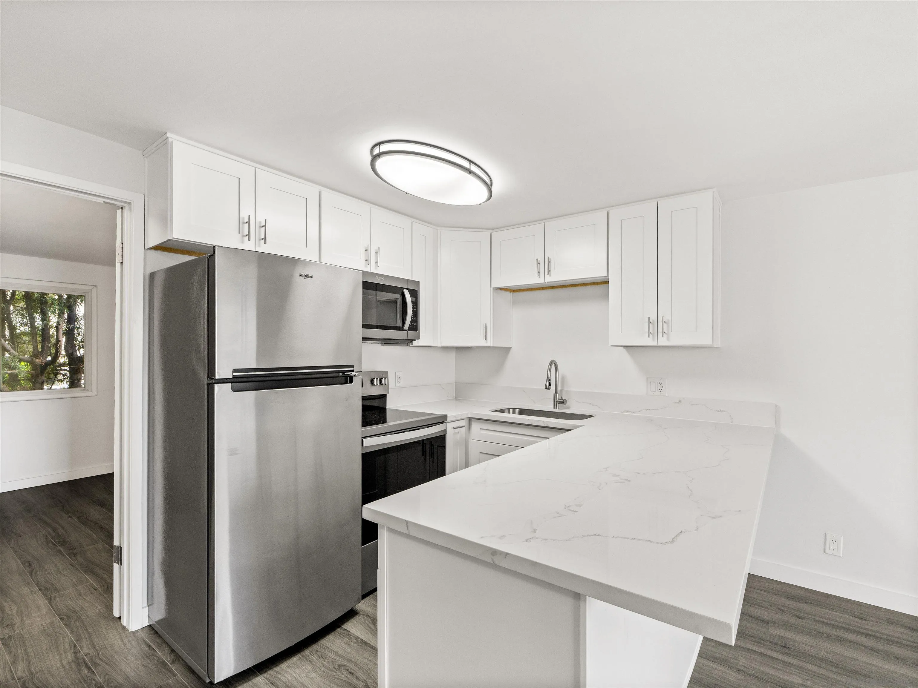 https://cdn.realtyfeed.com/cdn/127/260017987/984e0b75ec12795a25845f391ed87f0d.webp