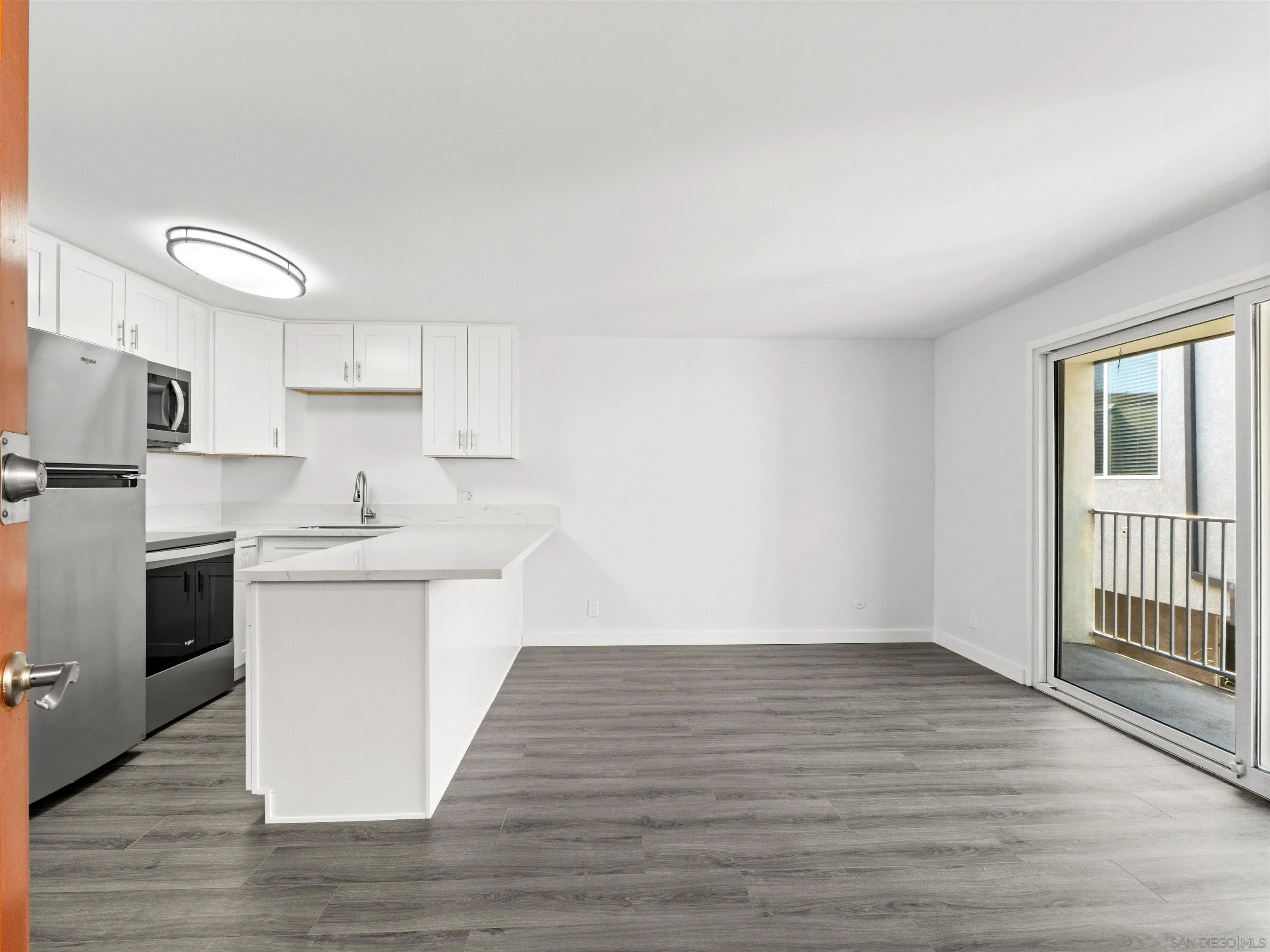 https://cdn.realtyfeed.com/cdn/127/260017987/b3732f77617e9b7caf87ac6490bd7750.webp
