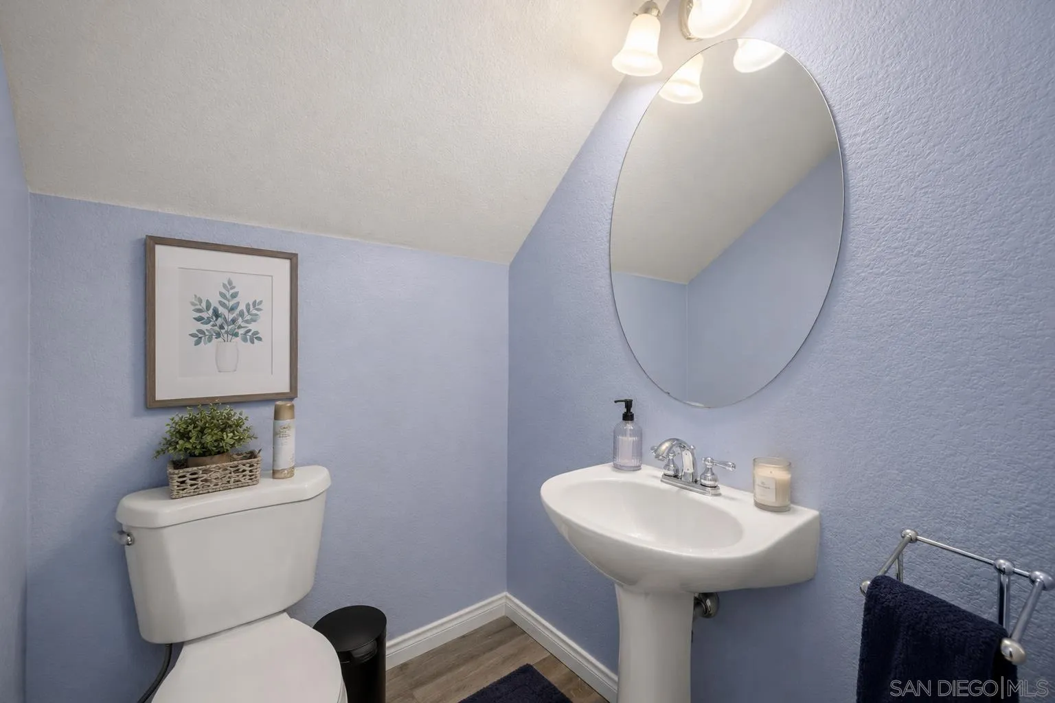 https://cdn.realtyfeed.com/cdn/127/260018000/16226642245f7272cb285e2498a14be8.webp