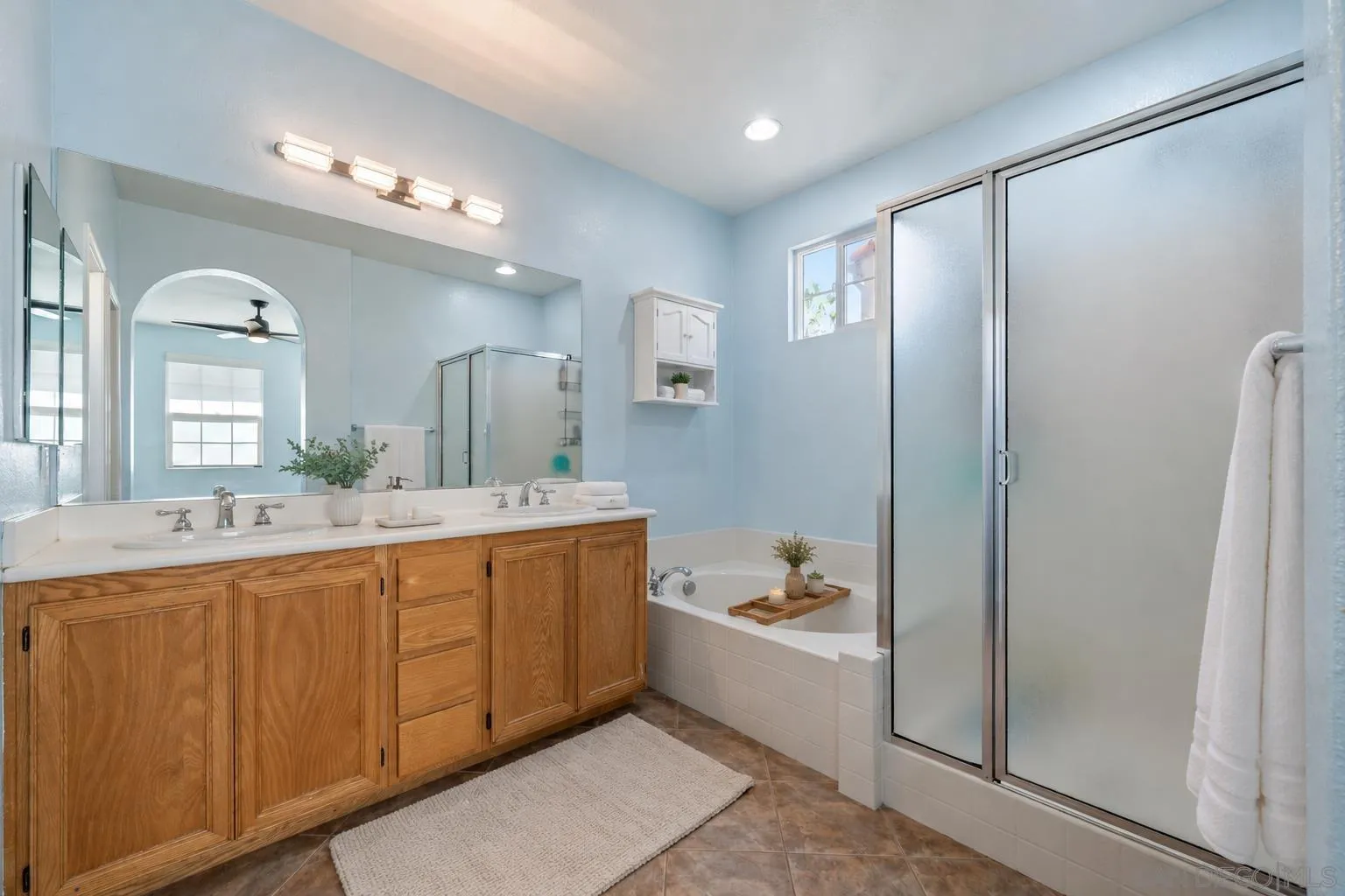 https://cdn.realtyfeed.com/cdn/127/260018000/25e045b4561e9cd80c822fbd6dd05b1e.webp