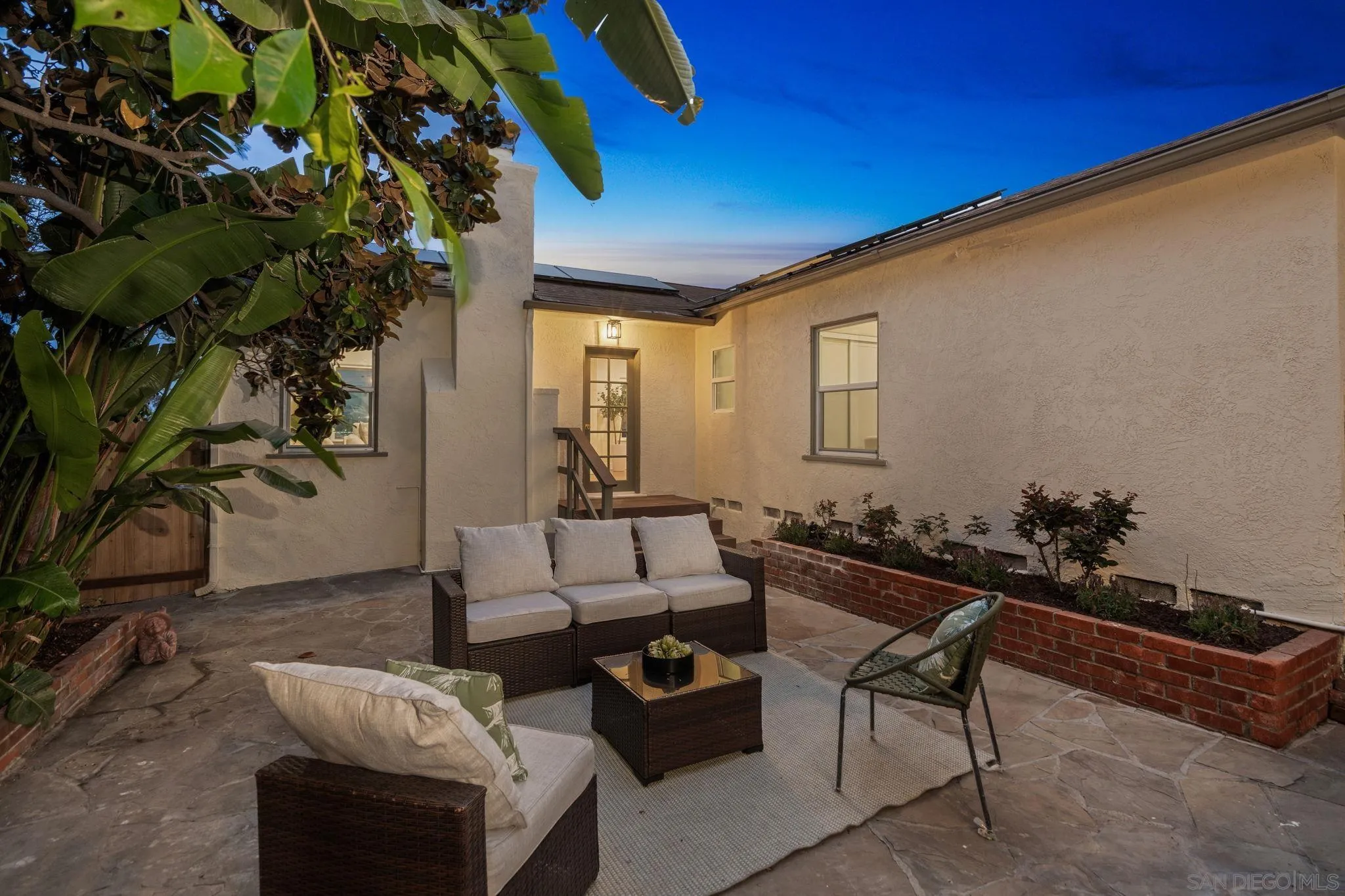 https://cdn.realtyfeed.com/cdn/127/260018002/209ef32c7e43bfebfc66e17ca59c7aa7.webp