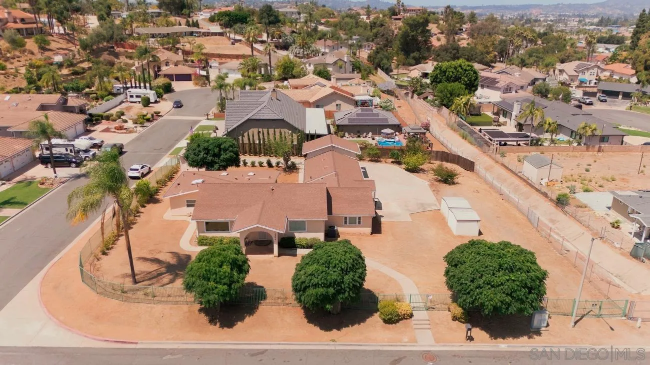 https://cdn.realtyfeed.com/cdn/127/260018005/03af62705b24300ba517c0970b90f69a.webp
