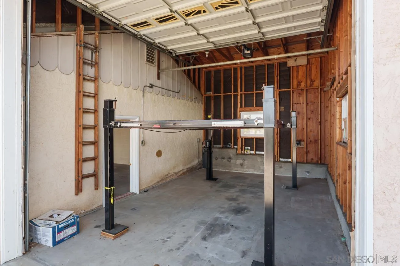 https://cdn.realtyfeed.com/cdn/127/260018005/436dc824d05d1b50ac10e77de5c764ad.webp