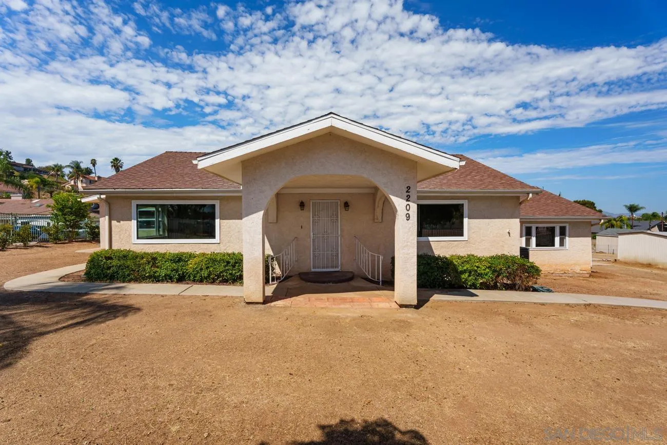 https://cdn.realtyfeed.com/cdn/127/260018005/75fe98fcb5dc967d8643c8052ceb5c78.webp