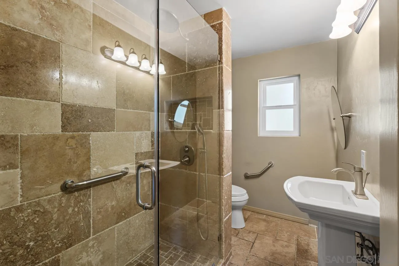 https://cdn.realtyfeed.com/cdn/127/260018005/e47e3a7227cfb7dd356363c5f2dc30cd.webp