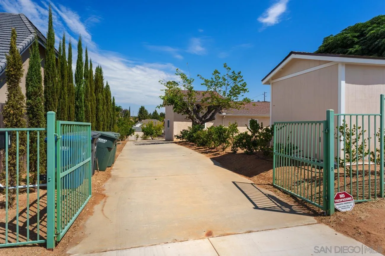 https://cdn.realtyfeed.com/cdn/127/260018005/eab81b8aba39f4b192882c45e771c508.webp