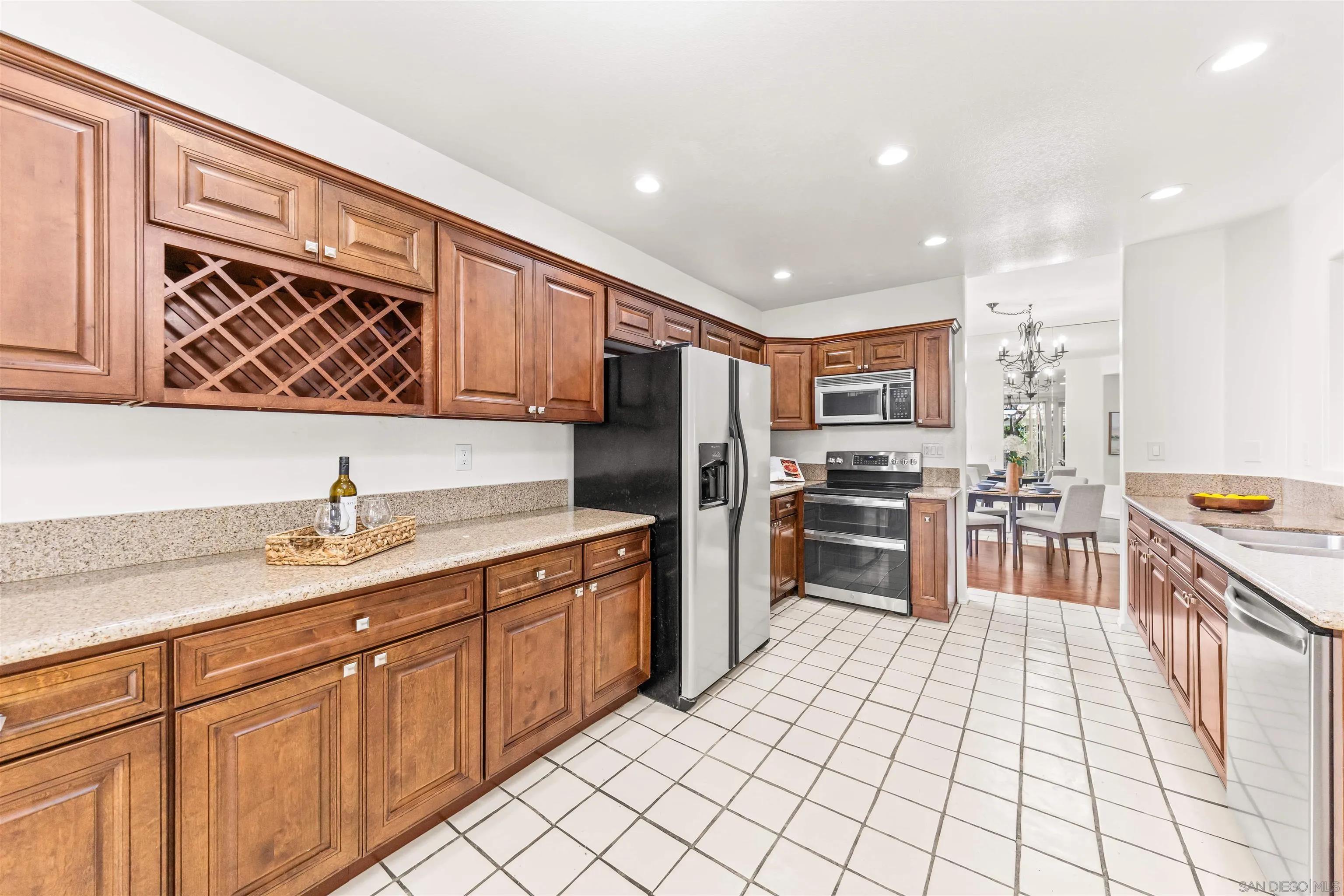 https://cdn.realtyfeed.com/cdn/127/260018009/6330e3dd6c97b015e5e74c74d52c14ce.webp
