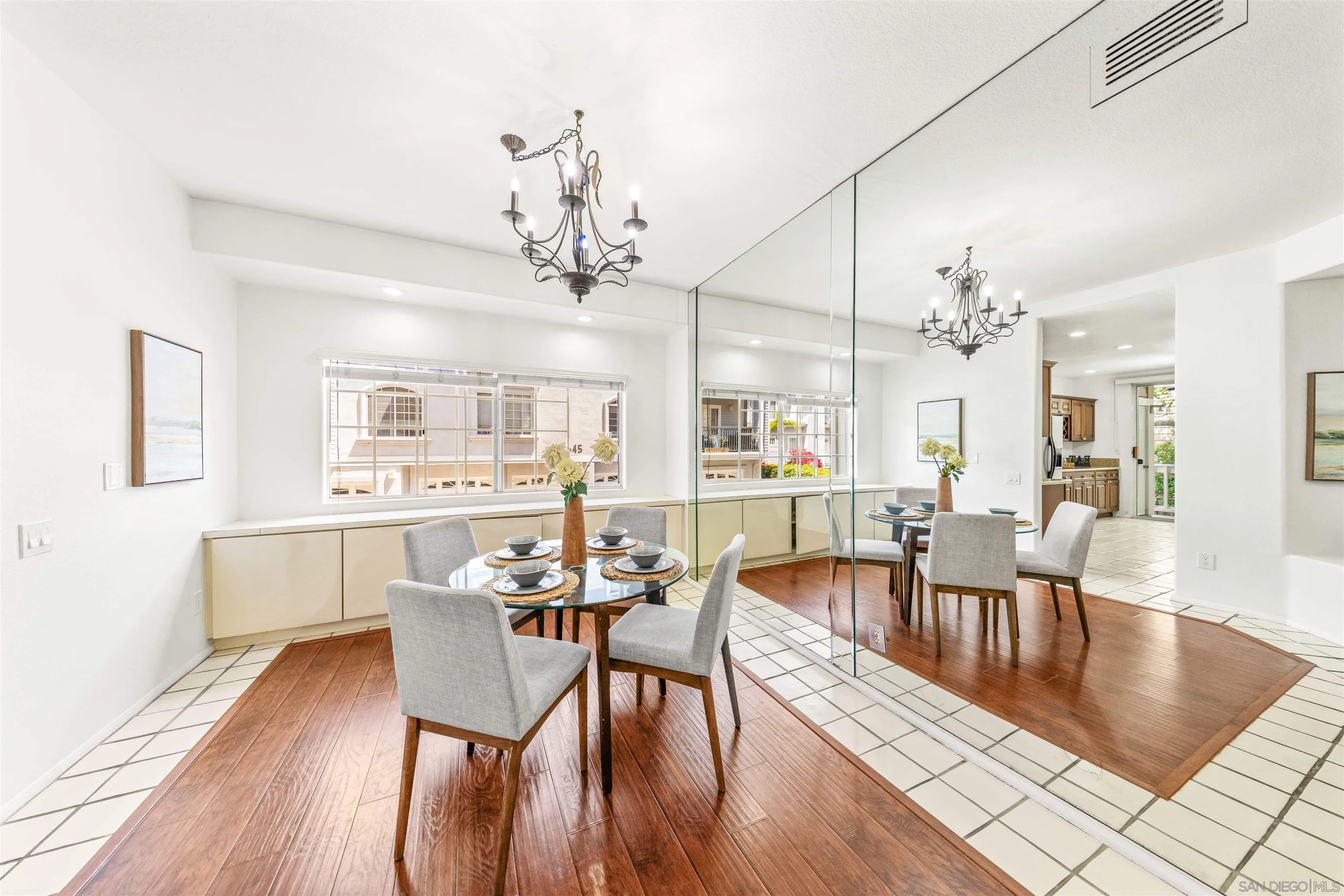 https://cdn.realtyfeed.com/cdn/127/260018009/e2035700ef28dfbb35d0a67cc5d6a357.webp