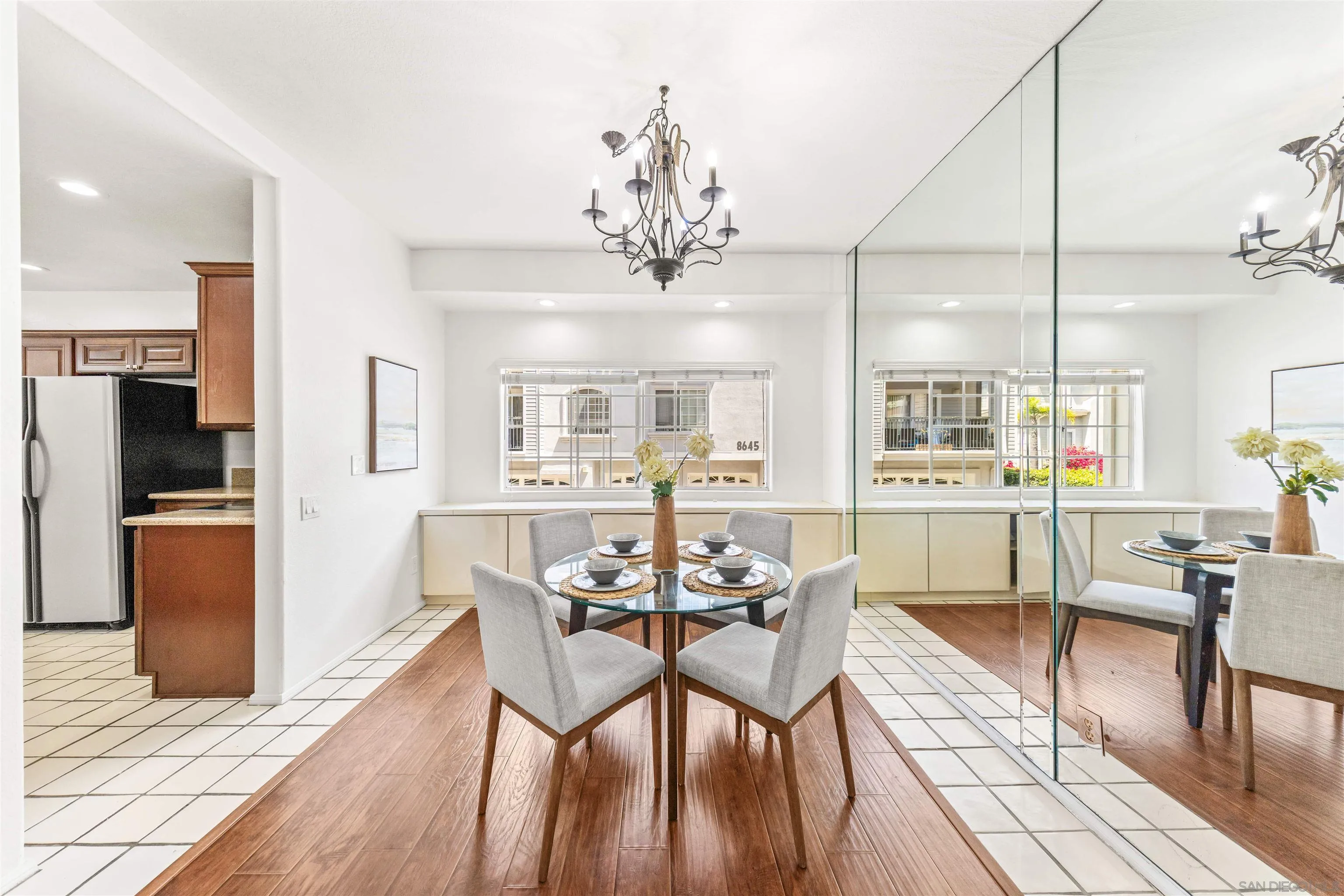 https://cdn.realtyfeed.com/cdn/127/260018009/fd66b53766519e9e5f8e76054a631684.webp