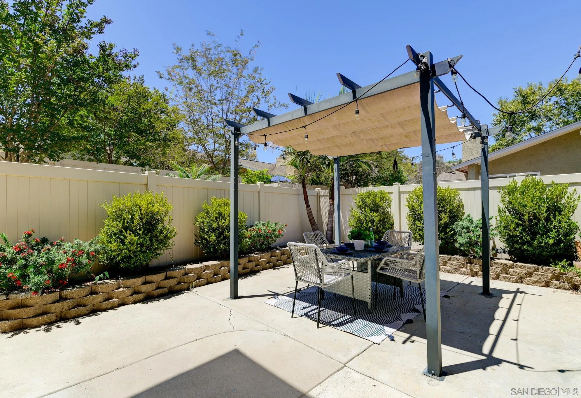 Photo #12: 260018010 Listing: Photo #12