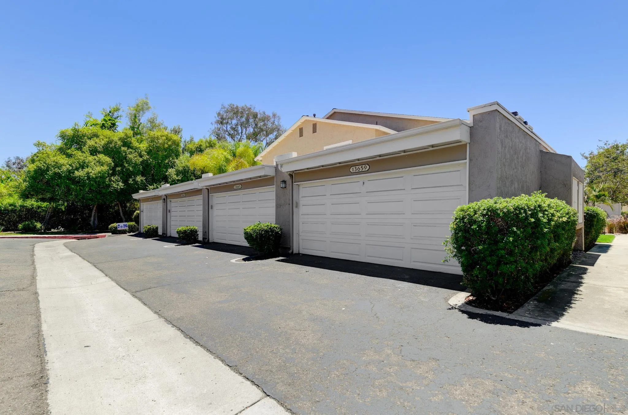 https://cdn.realtyfeed.com/cdn/127/260018010/ab290a695ca9838a4c5ce712fc1764f3.webp