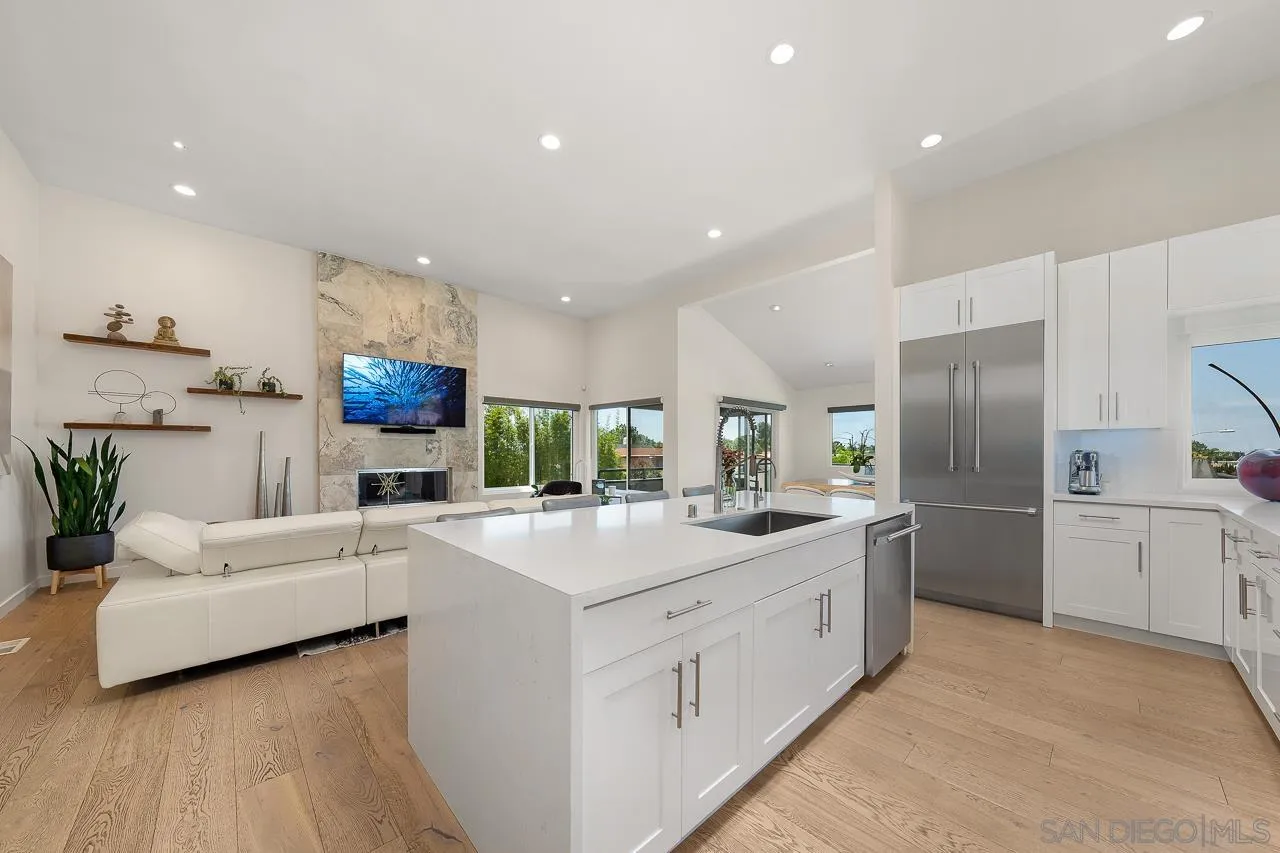 https://cdn.realtyfeed.com/cdn/127/260018011/29bb192b8bb00d248008d3dd8e454b3a.webp