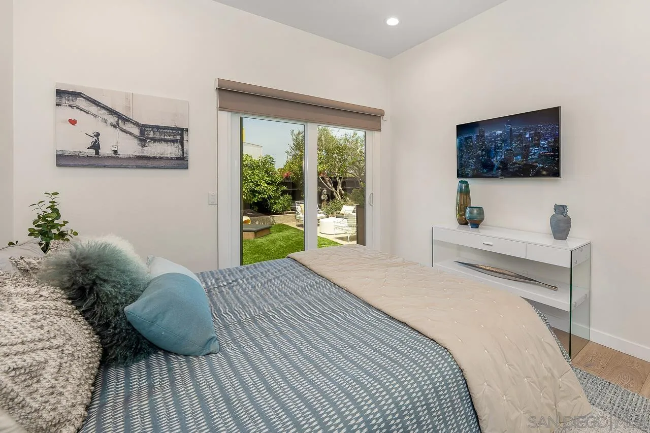 https://cdn.realtyfeed.com/cdn/127/260018011/4d30b040ef17f0e79dd2a35e7419ccd7.webp
