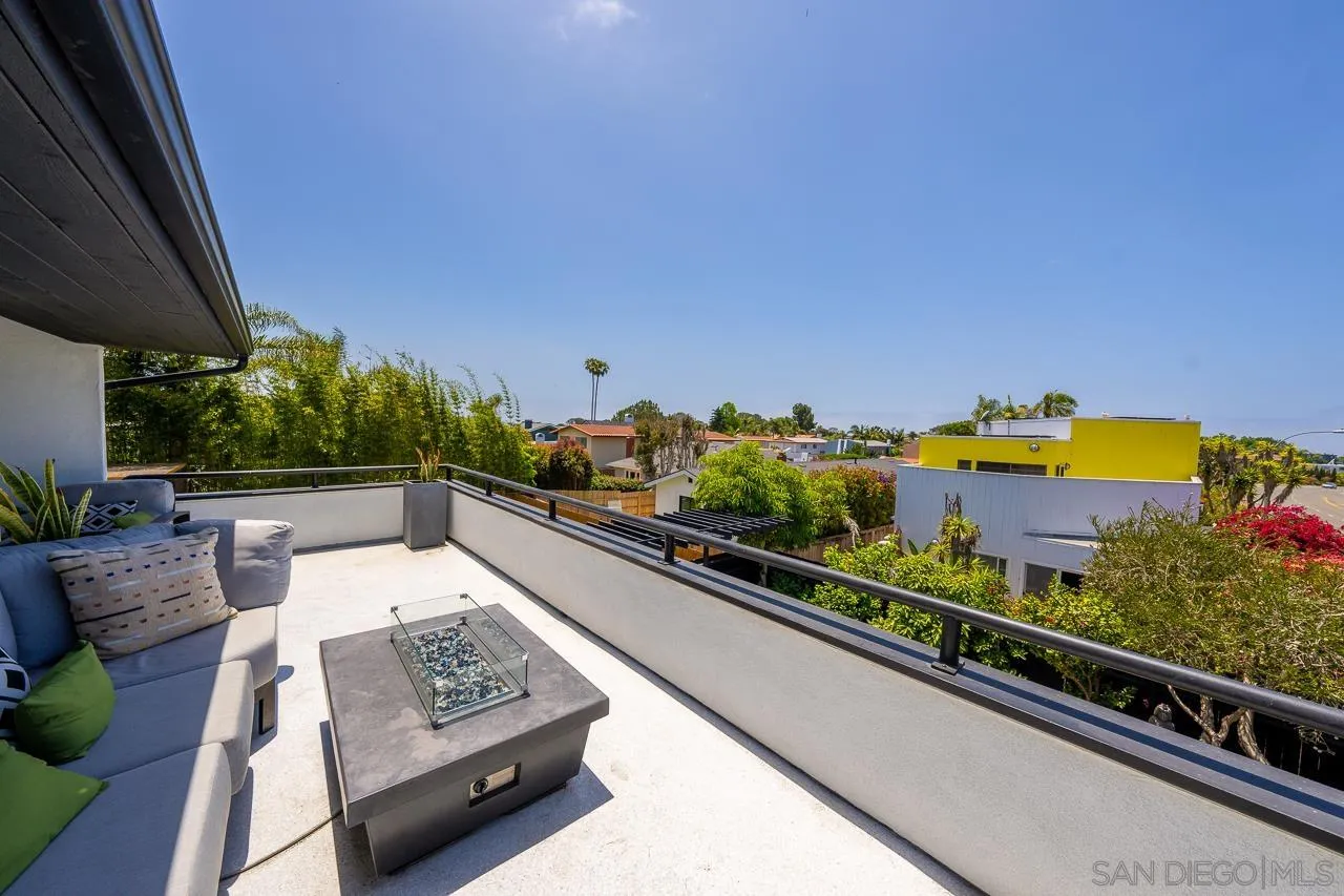 https://cdn.realtyfeed.com/cdn/127/260018011/5e06d121a2e5e995d299dfdc9b1db4e5.webp