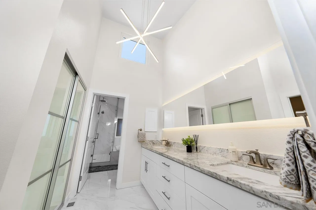 https://cdn.realtyfeed.com/cdn/127/260018011/8d64b1c30102b749b9e44ae62d75e1f3.webp