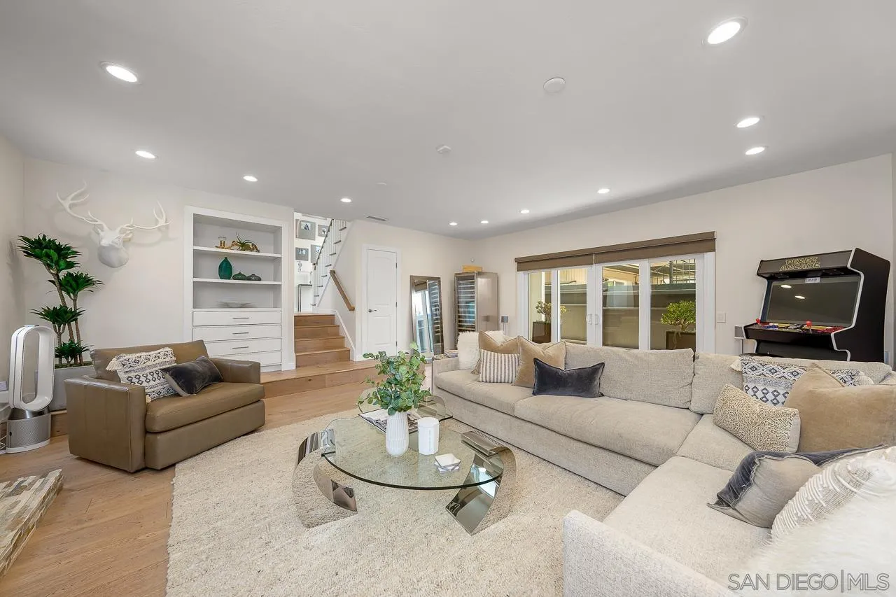 https://cdn.realtyfeed.com/cdn/127/260018011/ac4adce9307c3e07c3d1f47ac74f6aa7.webp