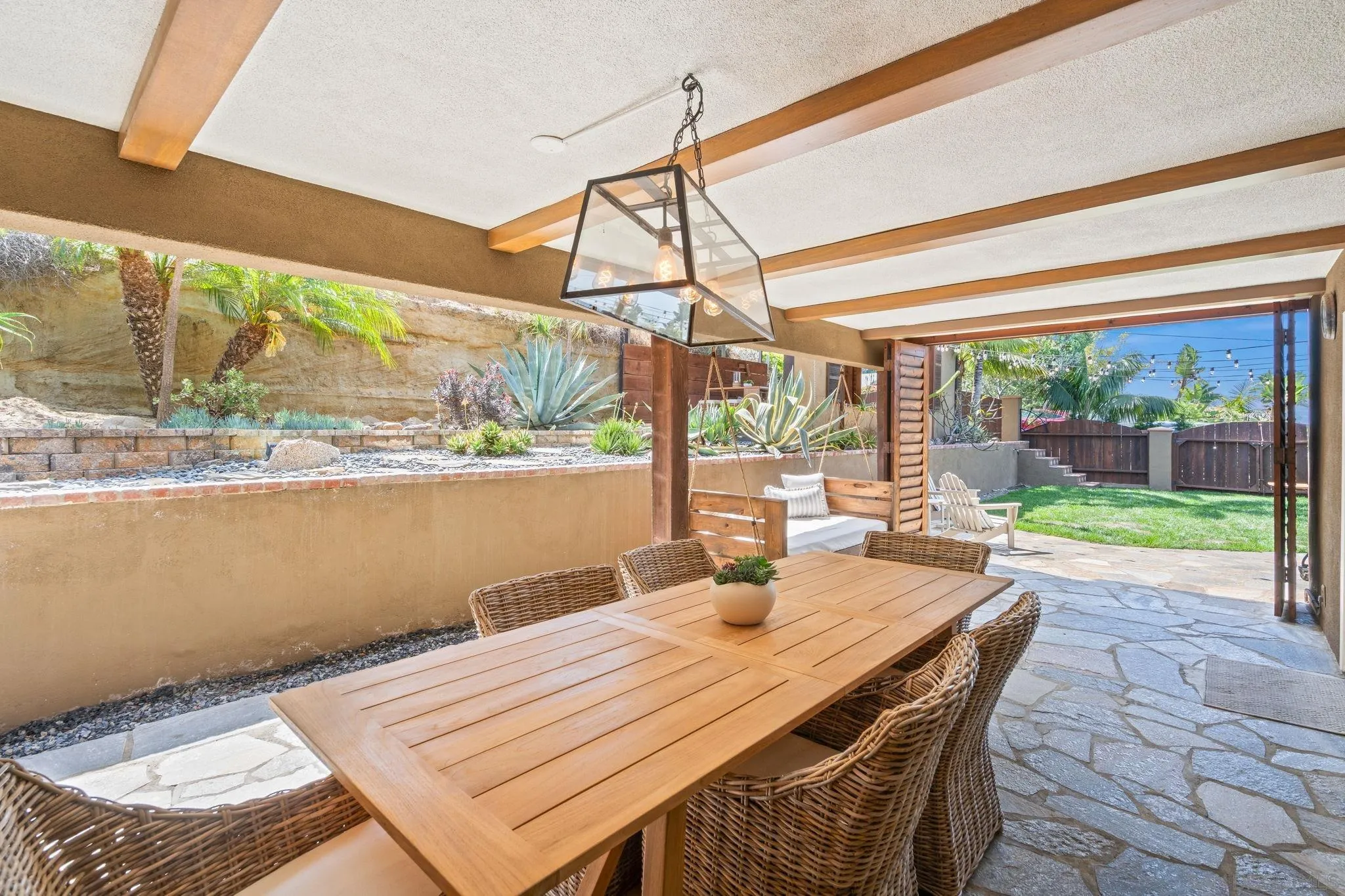 https://cdn.realtyfeed.com/cdn/127/260018012/2883625eafb5d8ec6172598fa6008912.webp