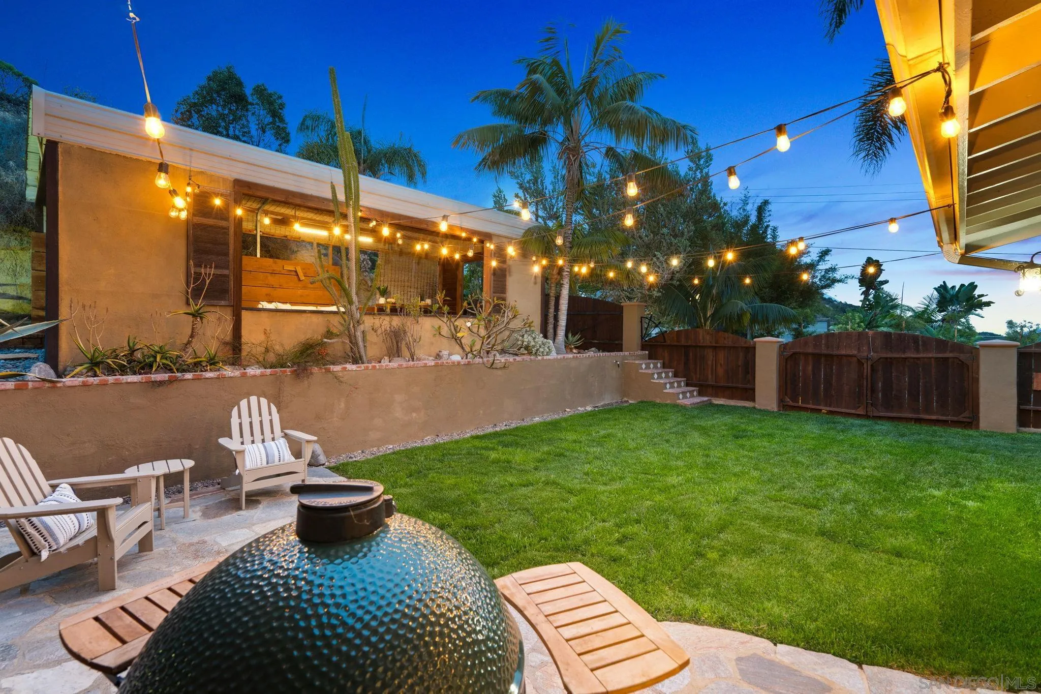https://cdn.realtyfeed.com/cdn/127/260018012/6491f244cb31c8bcbfefe1df8387989b.webp