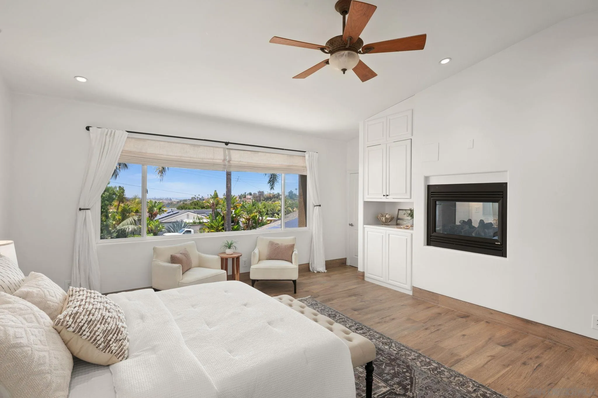 https://cdn.realtyfeed.com/cdn/127/260018012/a17ec5b6d36b9e4245d2a72d774cfdcc.webp