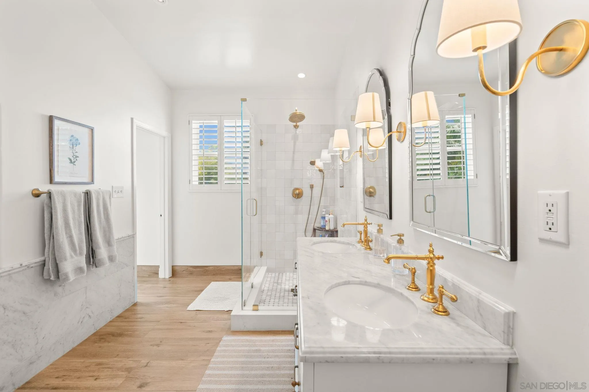 https://cdn.realtyfeed.com/cdn/127/260018012/b05c8fc9ef7c486a7f68b5513b32109a.webp