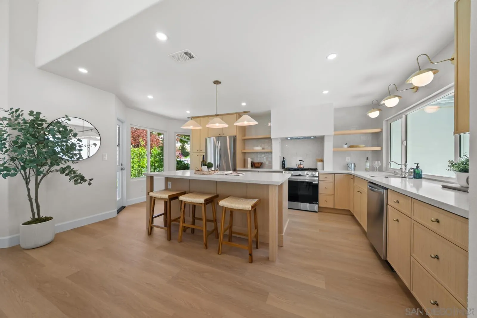 4742 Collinos Way, Oceanside, CA 92056 - Main photo, Oceanside, CA