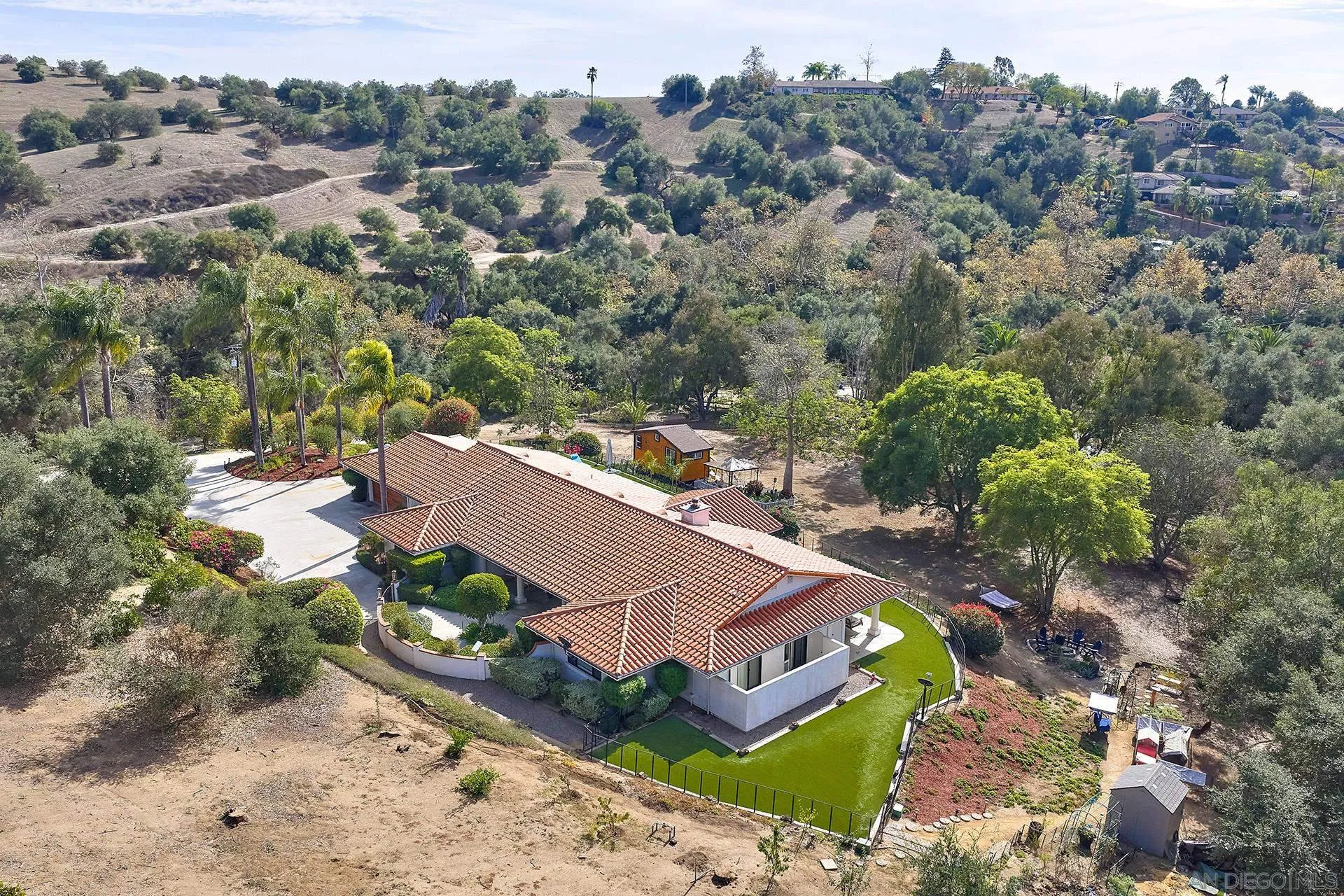 https://cdn.realtyfeed.com/cdn/127/260018018/8190eb5692ab010df3230e85ddb874e2.webp