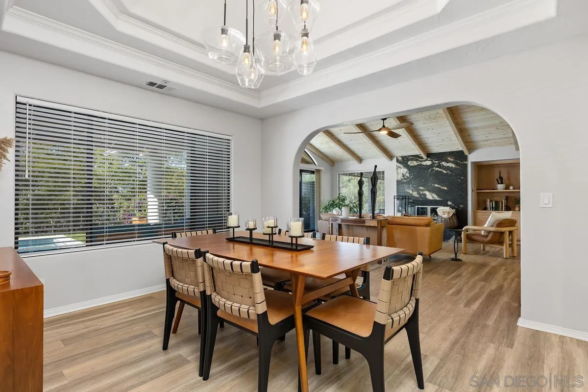 https://cdn.realtyfeed.com/cdn/127/260018018/905cf4b7a86f6eeafd242051139f9969.webp