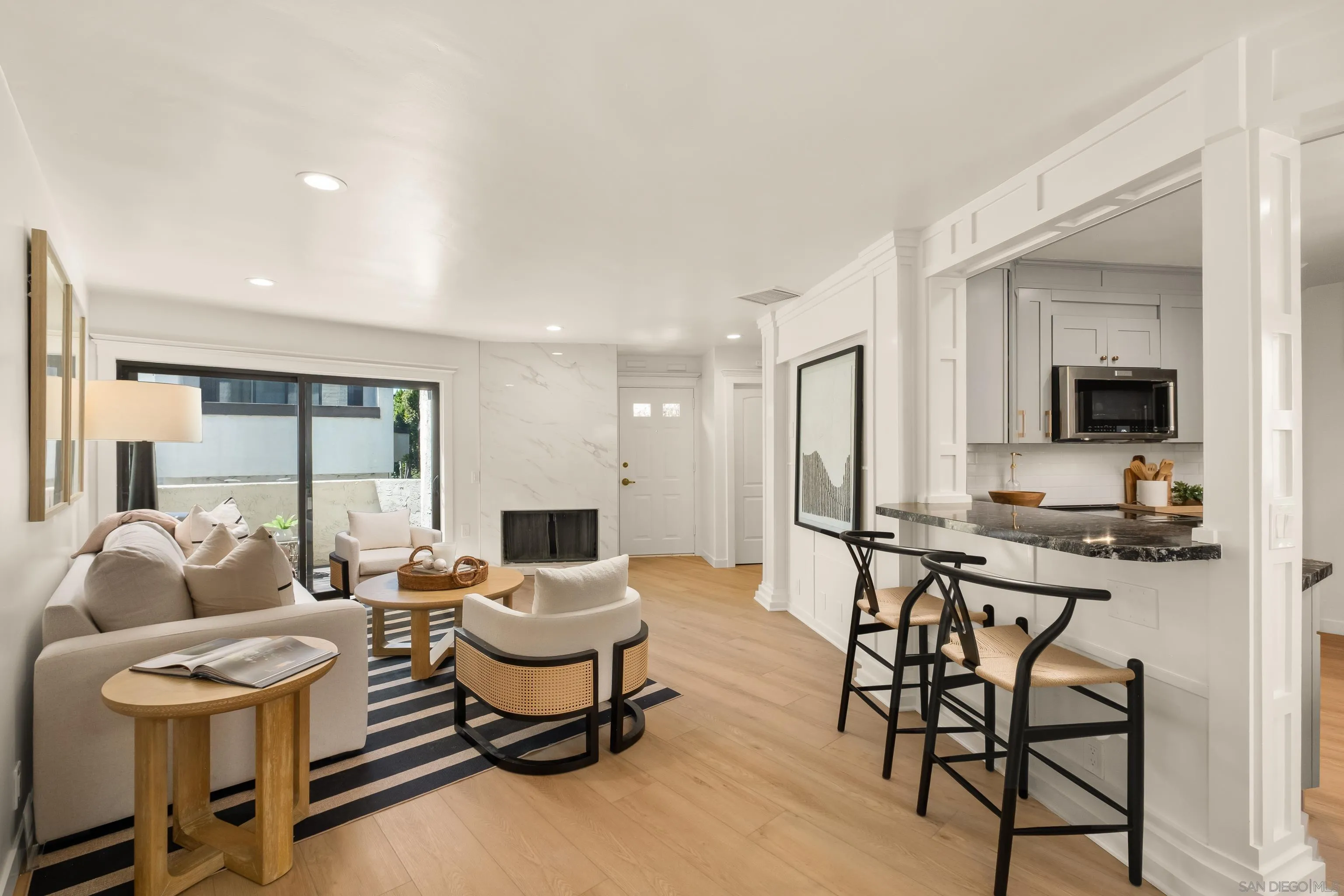 Photo #8: 260018020 Listing: Photo #8