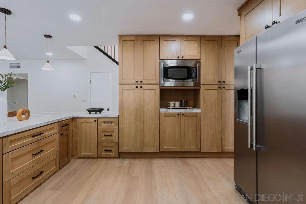 https://cdn.realtyfeed.com/cdn/127/260018021/2458afa0b654b43dd7ae5607136349a4.webp