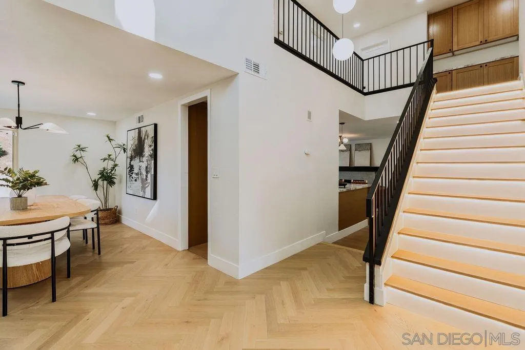 https://cdn.realtyfeed.com/cdn/127/260018021/44cfb3ac79577e8439b4909b33fcf5d4.webp