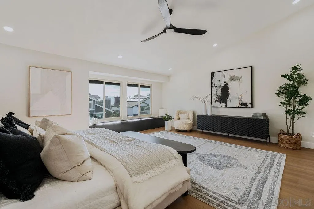 https://cdn.realtyfeed.com/cdn/127/260018021/502238bd4bfd1045bb1f761b4c8b69d4.webp