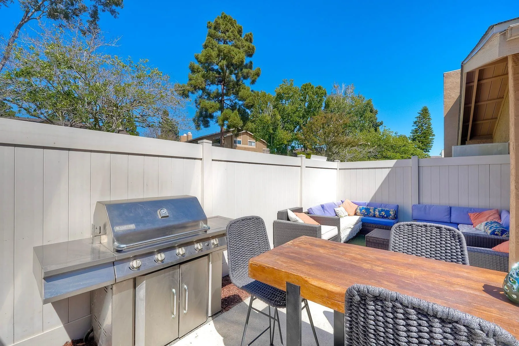 https://cdn.realtyfeed.com/cdn/127/260018026/05b7274833b6a7d76f0254259366a90c.webp