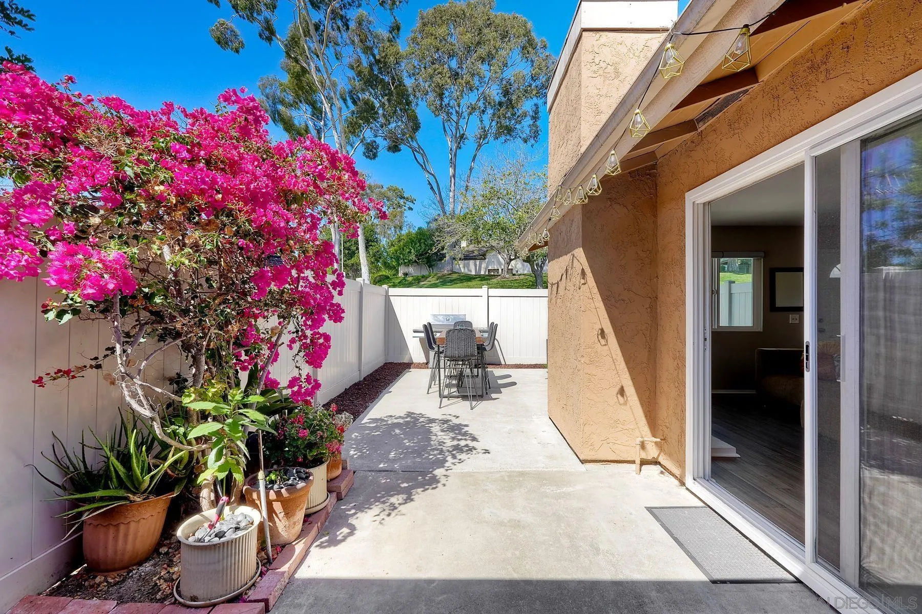 https://cdn.realtyfeed.com/cdn/127/260018026/edeaa7dd88d8935942c037bfaf9497e2.webp