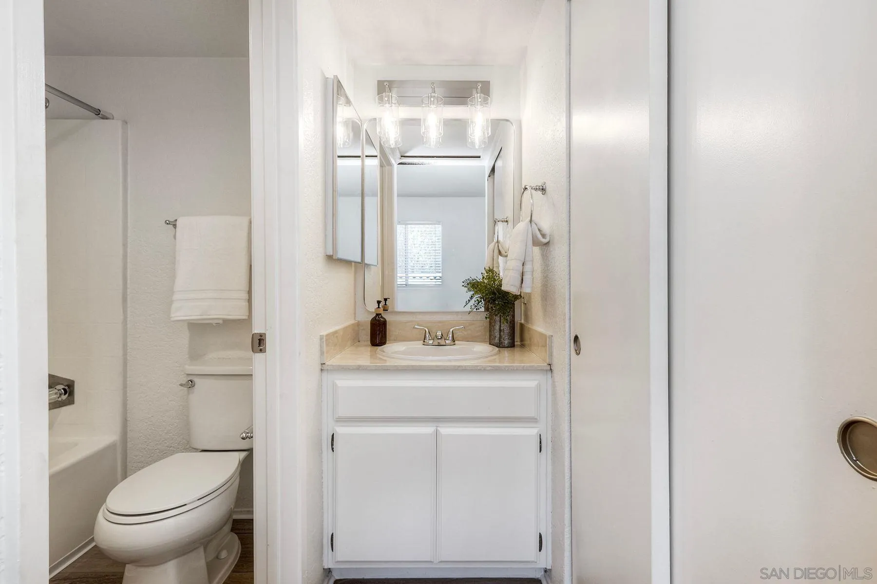 Photo #21: 260018027 Listing: Photo #21
