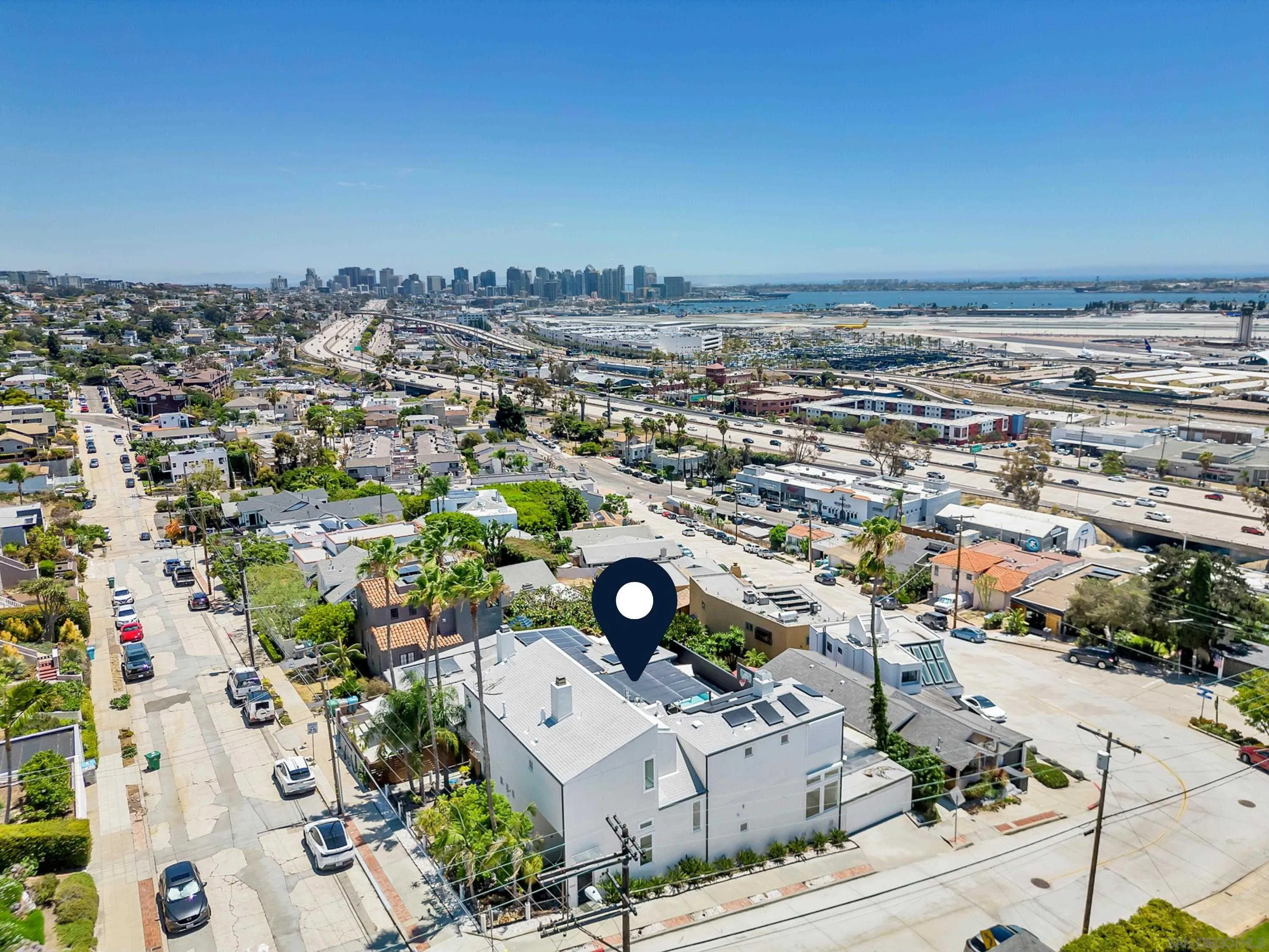 https://cdn.realtyfeed.com/cdn/127/260018030/13cb582079e606883ddc8e417794a844.webp