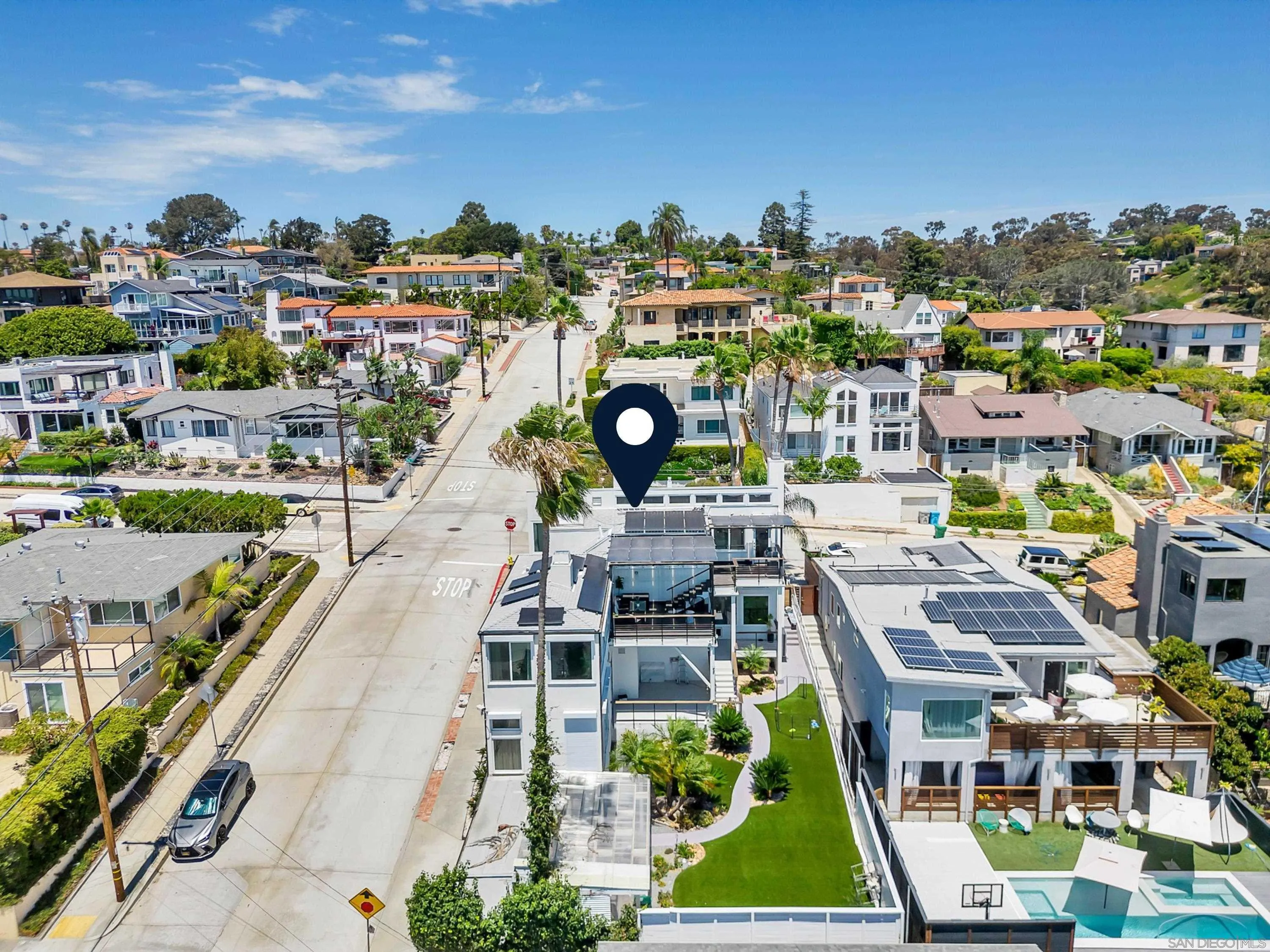 https://cdn.realtyfeed.com/cdn/127/260018030/2a7eba9472aaf774a7f263e870496f83.webp