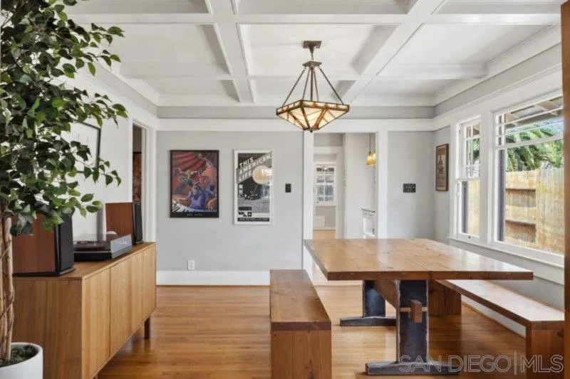 https://cdn.realtyfeed.com/cdn/127/260018037/073b6a2d07bc02f09b303742ec42d5ed.webp