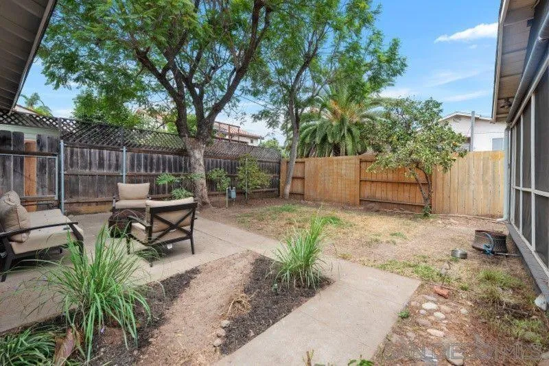 https://cdn.realtyfeed.com/cdn/127/260018037/97be7bd68ccafeed0984b3f940c57f63.webp