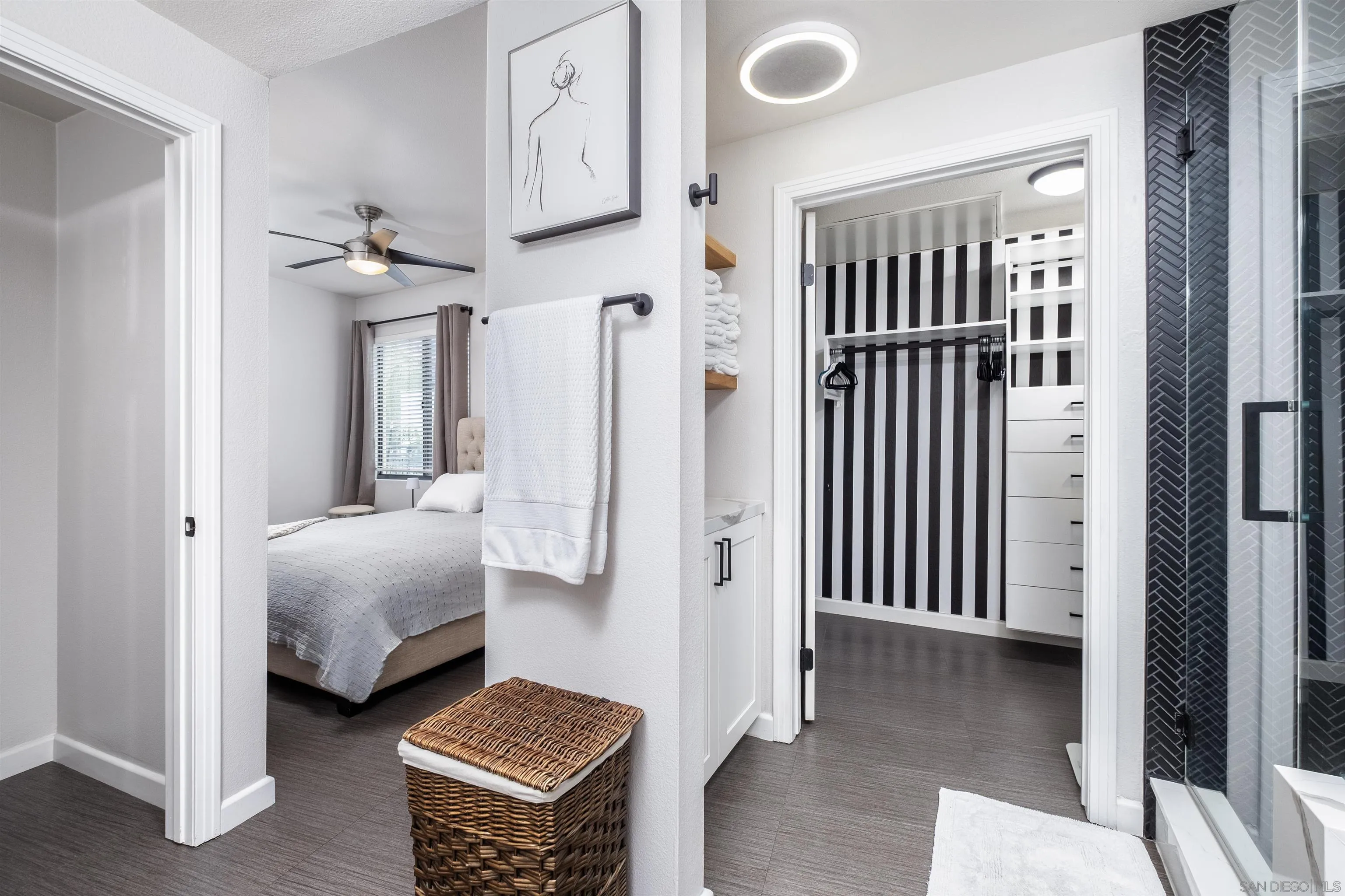 https://cdn.realtyfeed.com/cdn/127/260018038/90c12d9d397aa549356c1e17e66a2d34.webp