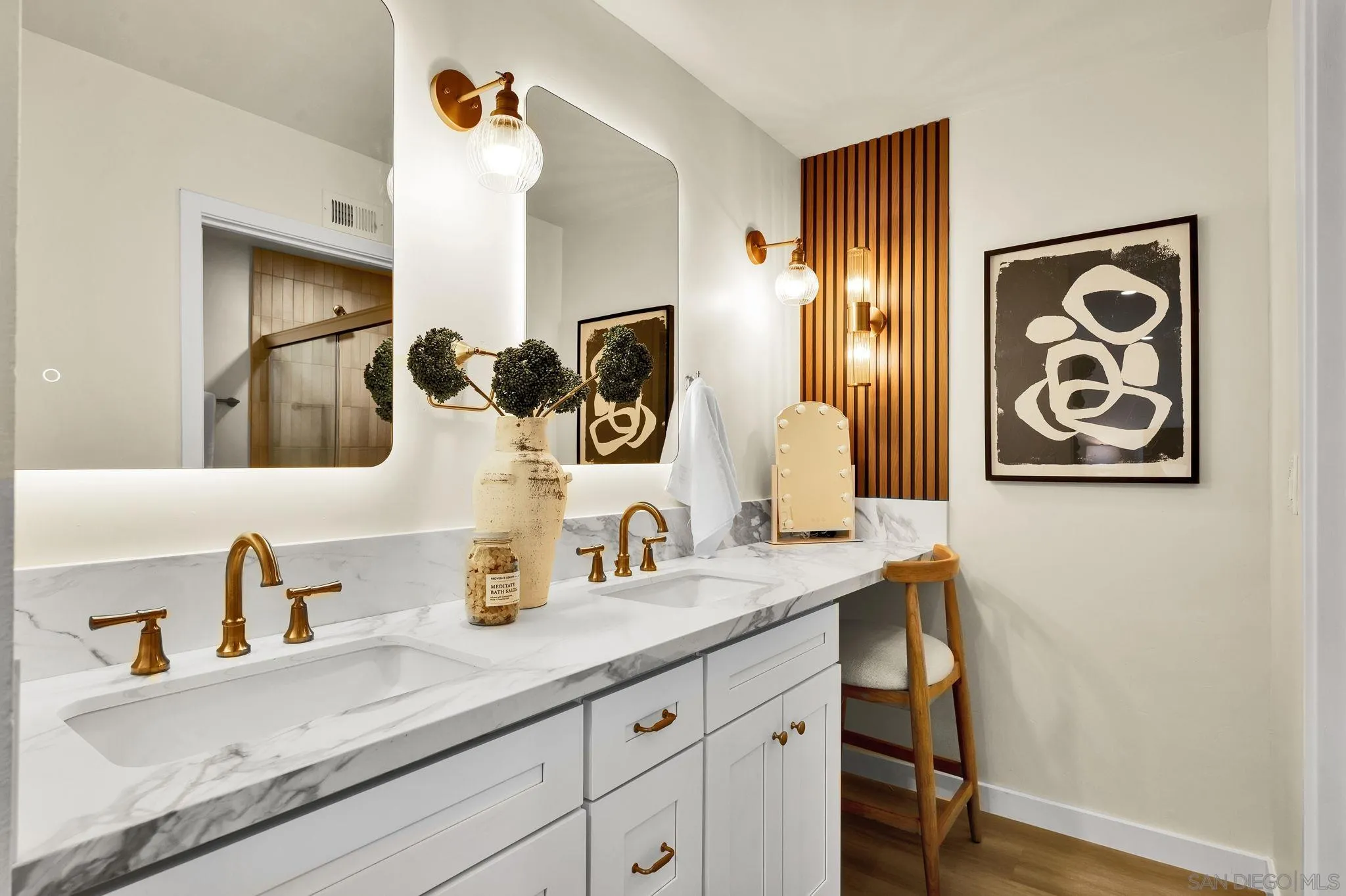 https://cdn.realtyfeed.com/cdn/127/260018040/0b6d74adb2b44795ae4eaee9dd197b3d.webp