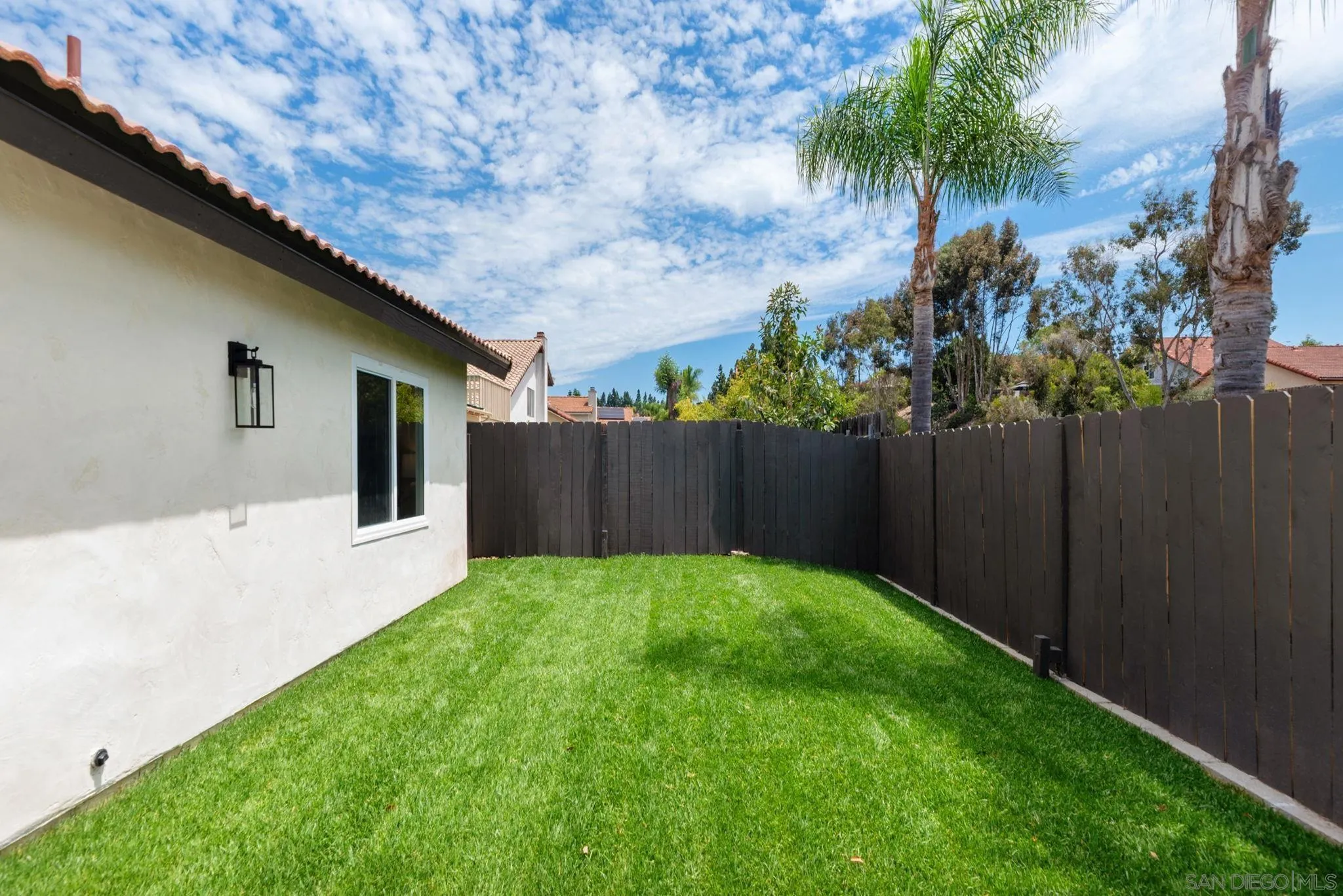 https://cdn.realtyfeed.com/cdn/127/260018040/0f50110339606d26d4a4acd889b6cf7f.webp