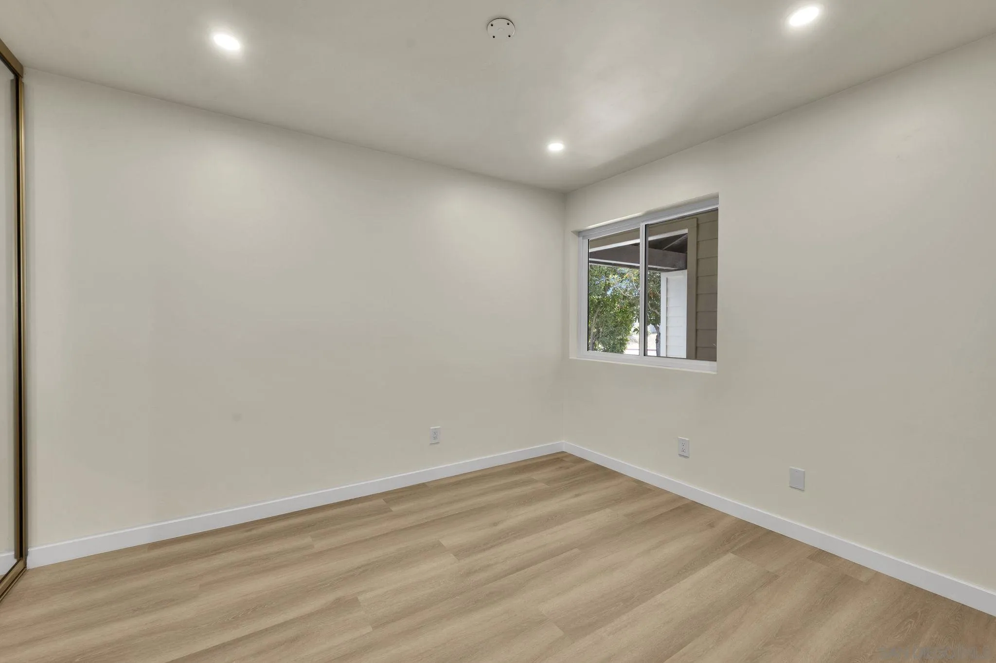 https://cdn.realtyfeed.com/cdn/127/260018040/43672ae33177481c22e41de60a01a29b.webp