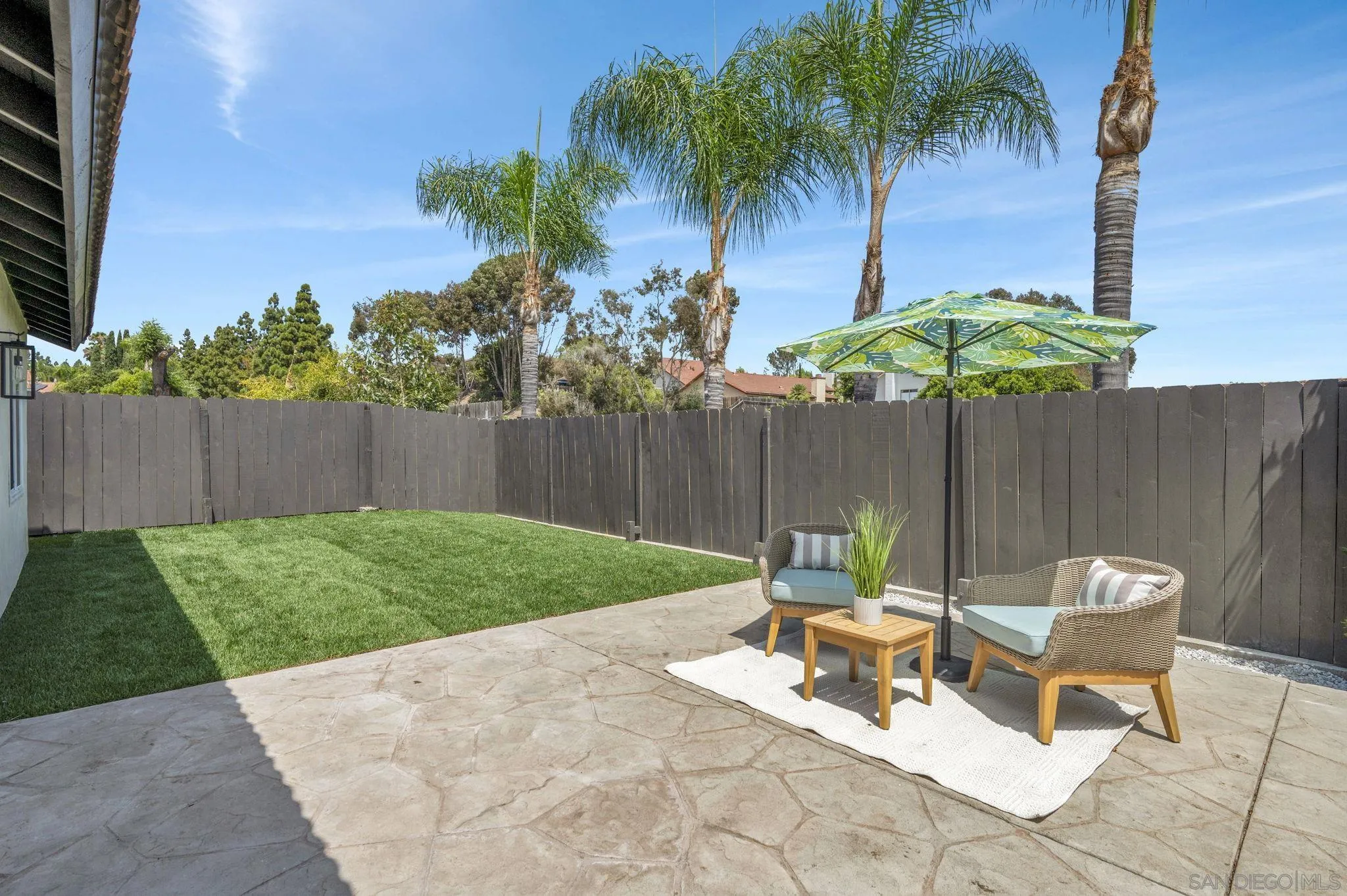 https://cdn.realtyfeed.com/cdn/127/260018040/be07b720041e1626fe4051e4113fb6e2.webp