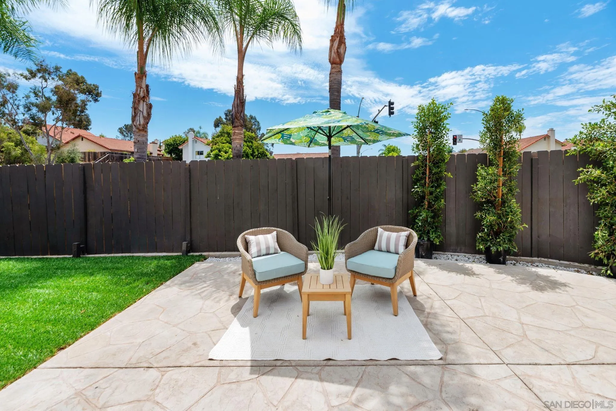 https://cdn.realtyfeed.com/cdn/127/260018040/ca4e1156c47636142dca1213ff893f9f.webp