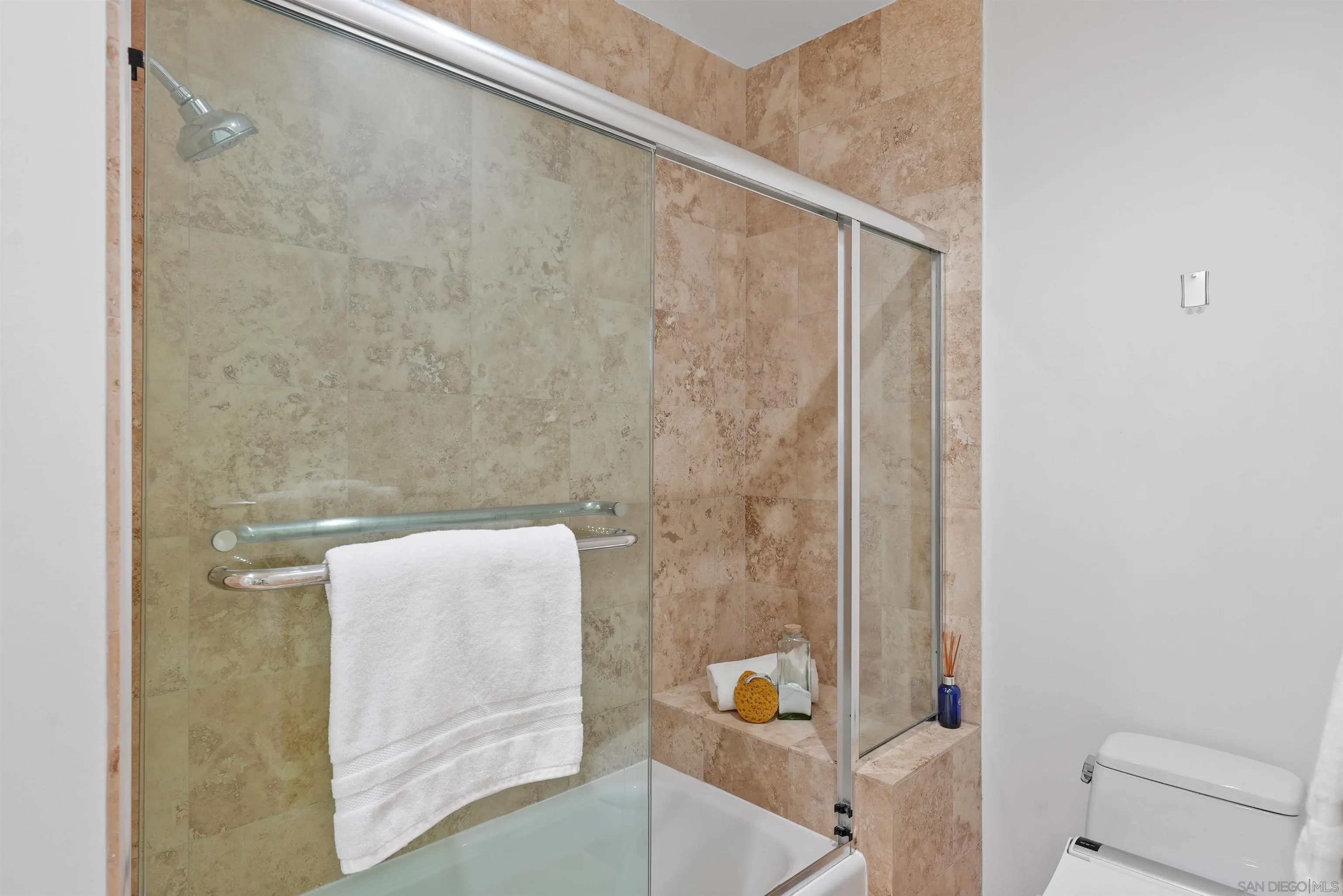 Photo #19: 260018050 Listing: Photo #19