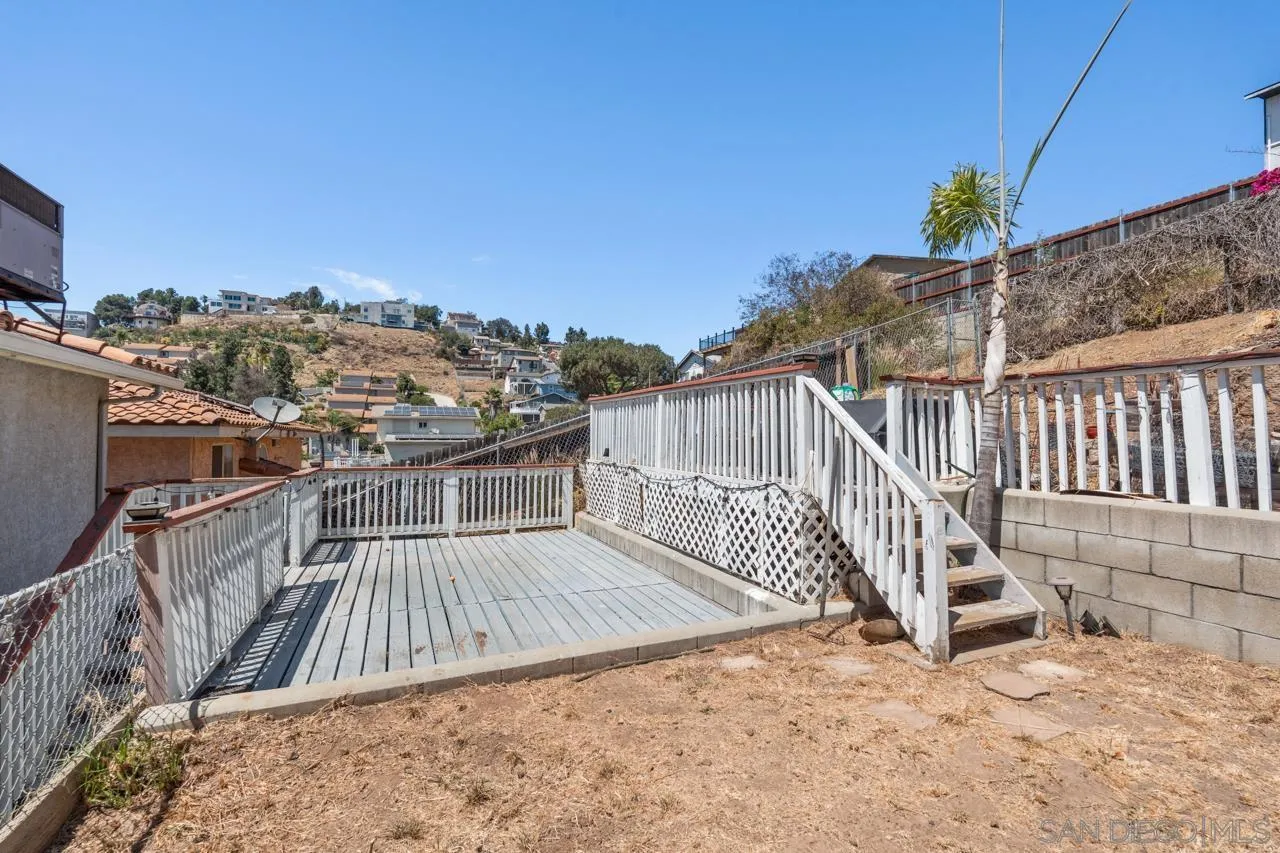 https://cdn.realtyfeed.com/cdn/127/260018051/0064f4502db23cf668bd6ca71287da5e.webp