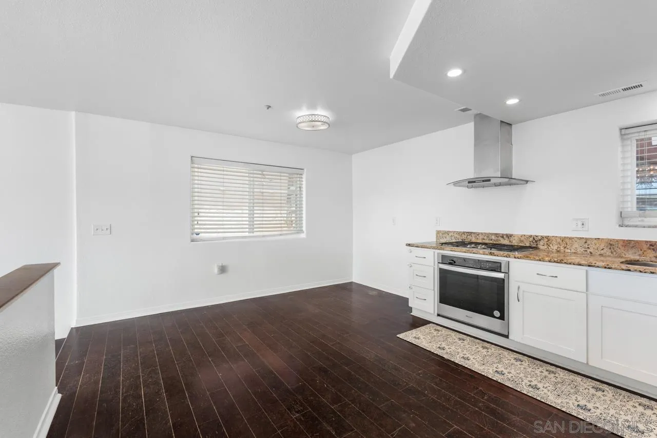 https://cdn.realtyfeed.com/cdn/127/260018051/09e37fa68825ab765b1fecba0e847a53.webp